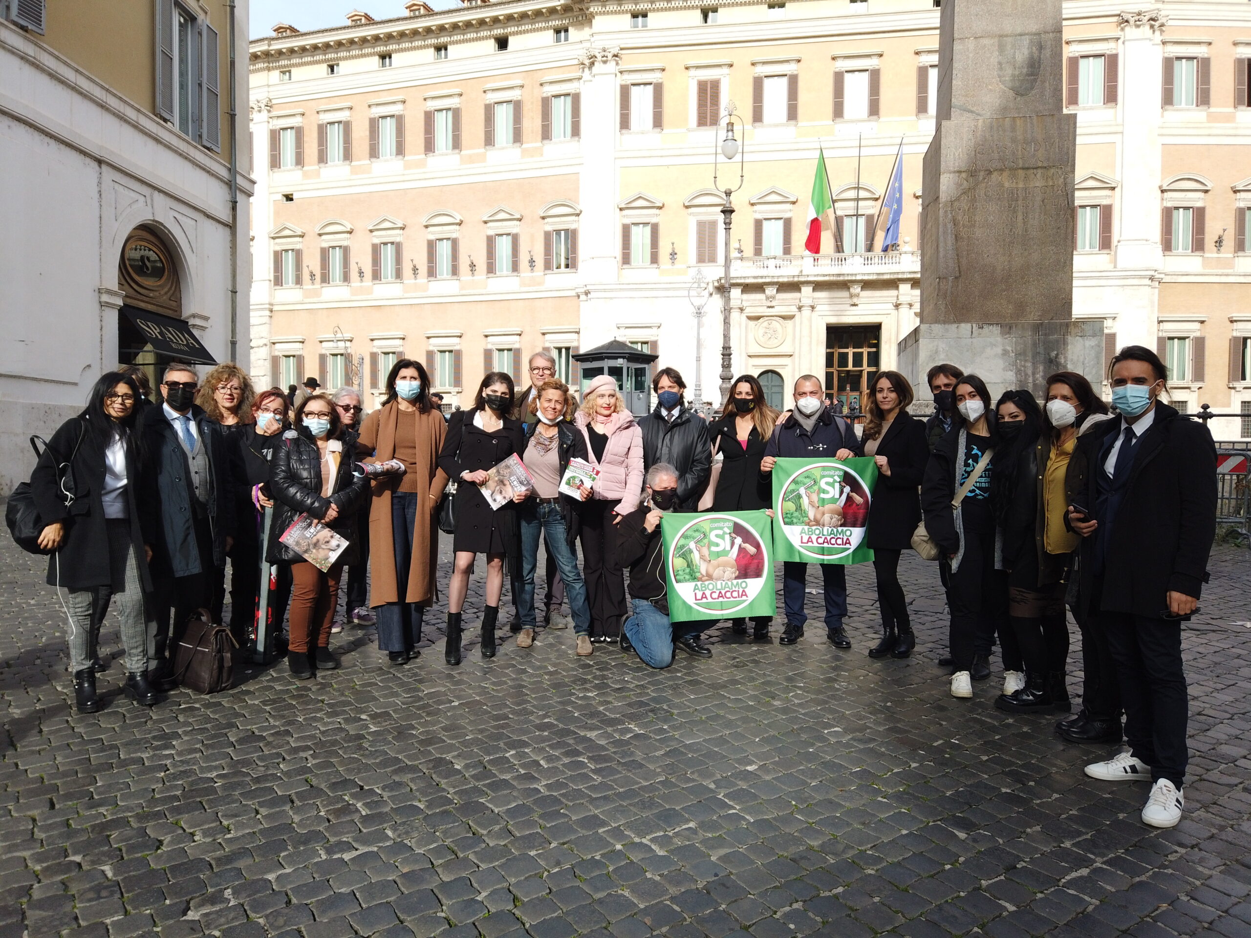 protesta roma referendum caccia