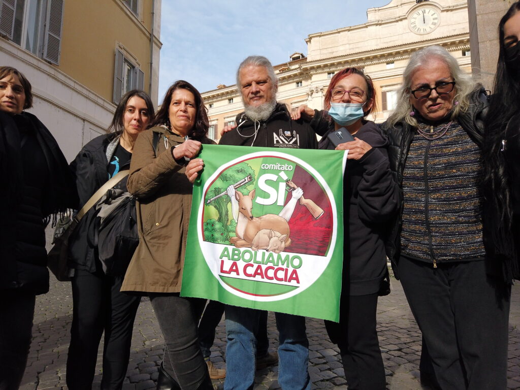 protesta roma referendum caccia