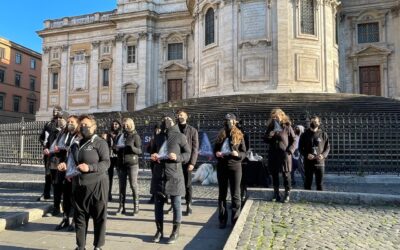 LEAL SUPPORTER DI STOP FINNING PARTECIPA A ROMA ALLA  MANIFESTAZIONE SCENOGRAFICA PER GLI SQUALI